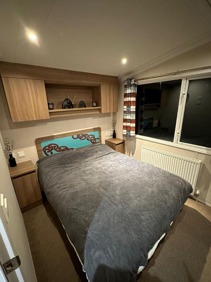Luxurious 6 Berth Swift Bordeaux On Lyons Robin Hood Rhyl Villa Meliden Exterior foto